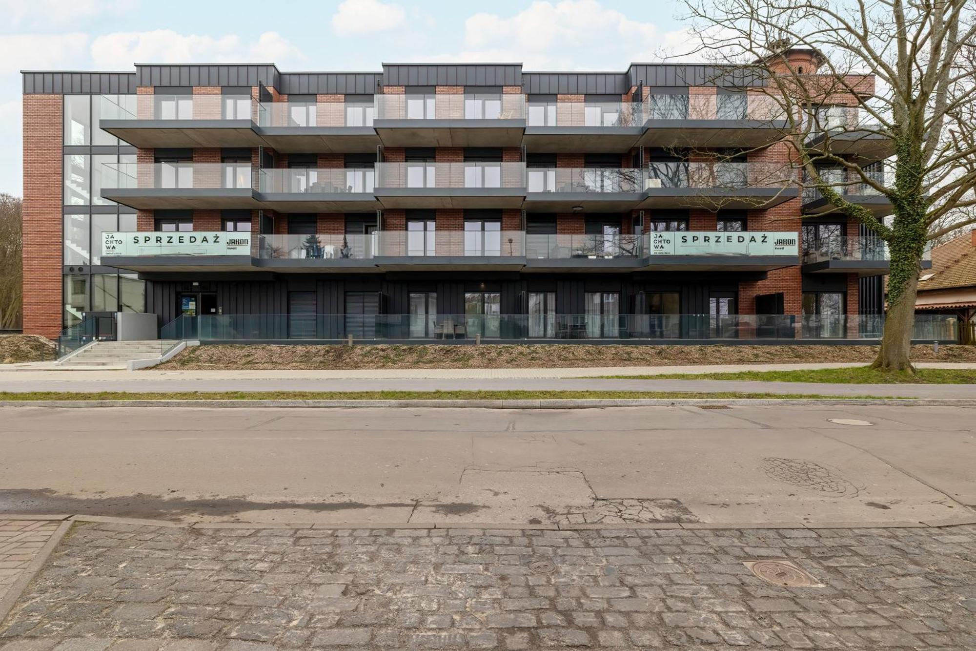 Modern Studio With Terrace And Parking In Swinoujscie By Noclegi Renters Exterior photo